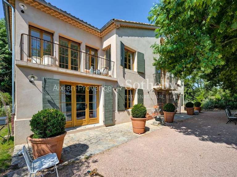 Maison Aix-en-Provence - 6 chambres - 340m²