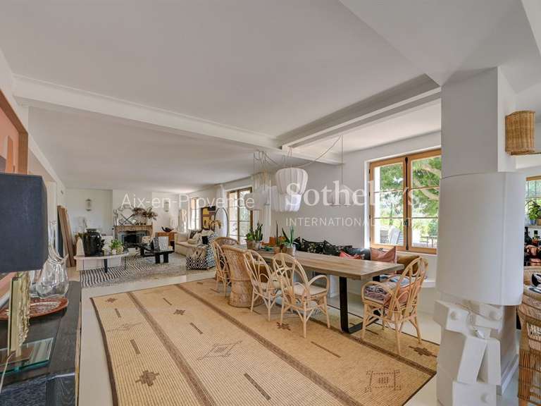 Maison Aix-en-Provence - 6 chambres - 340m²