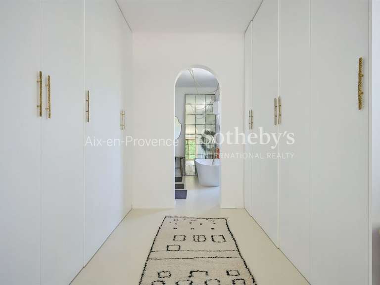 Maison Aix-en-Provence - 6 chambres - 340m²