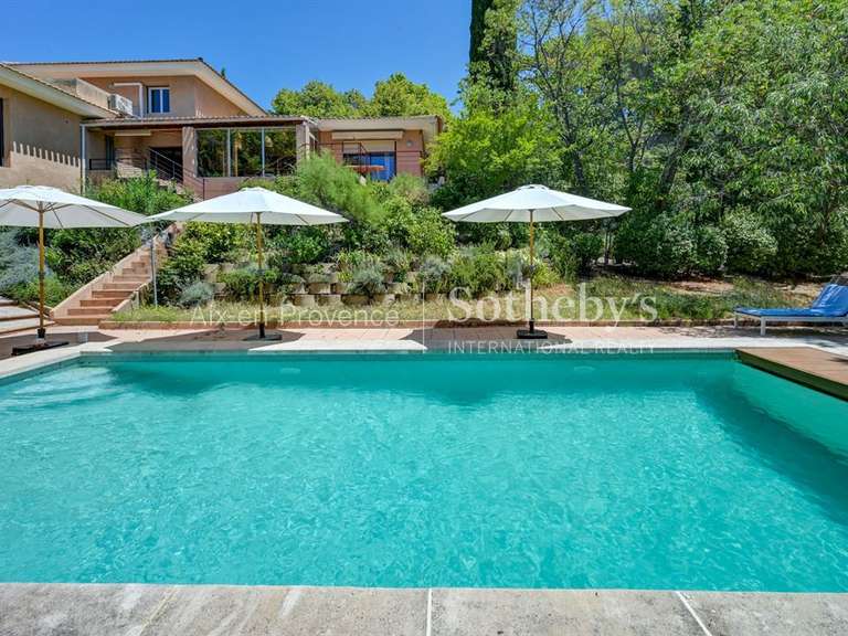 Maison Aix-en-Provence - 6 chambres - 350m²