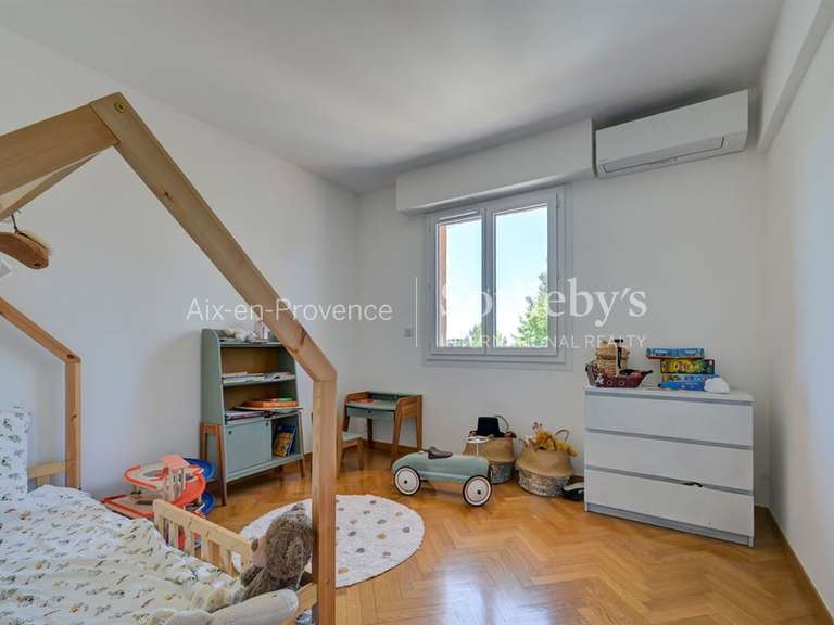 Maison Aix-en-Provence - 6 chambres - 350m²