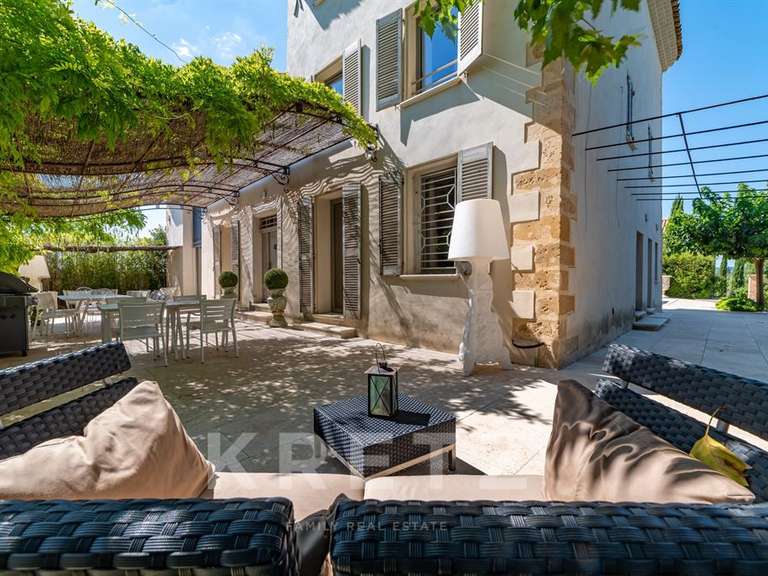 Maison Aix-en-Provence - 14 chambres - 640m²