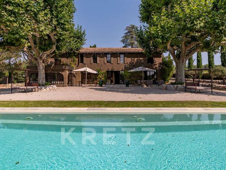 Maison Aix-en-Provence - 12 chambres - 620m²