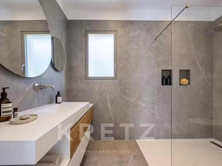 House Aix-en-Provence - 4 bedrooms - 220m²