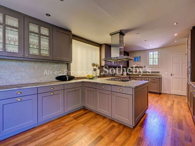 Maison Aix-en-Provence - 9 chambres - 660m²