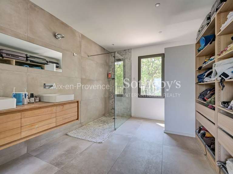 Maison Aix-en-Provence - 5 chambres - 272m²