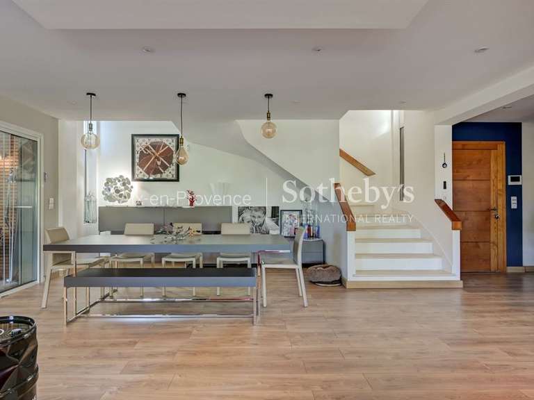 Maison Aix-en-Provence - 5 chambres - 300m²