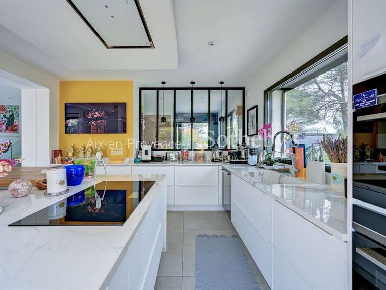 Maison Aix-en-Provence - 4 chambres - 188m²