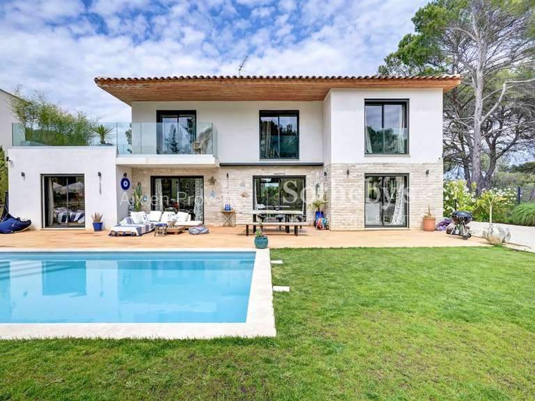 Maison Aix-en-Provence - 4 chambres - 188m²