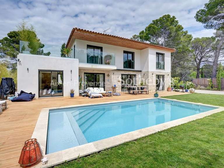 Maison Aix-en-Provence - 4 chambres - 188m²