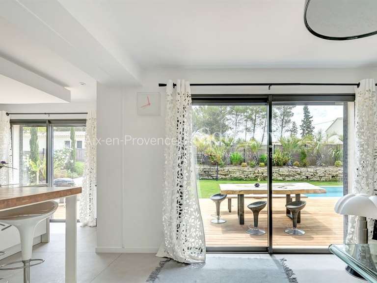 Maison Aix-en-Provence - 4 chambres - 188m²