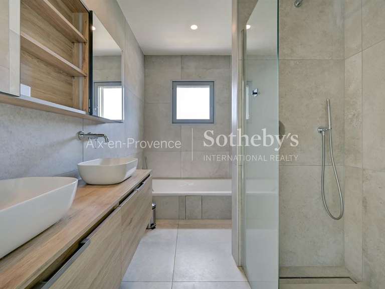 Maison Aix-en-Provence - 6 chambres - 315m²