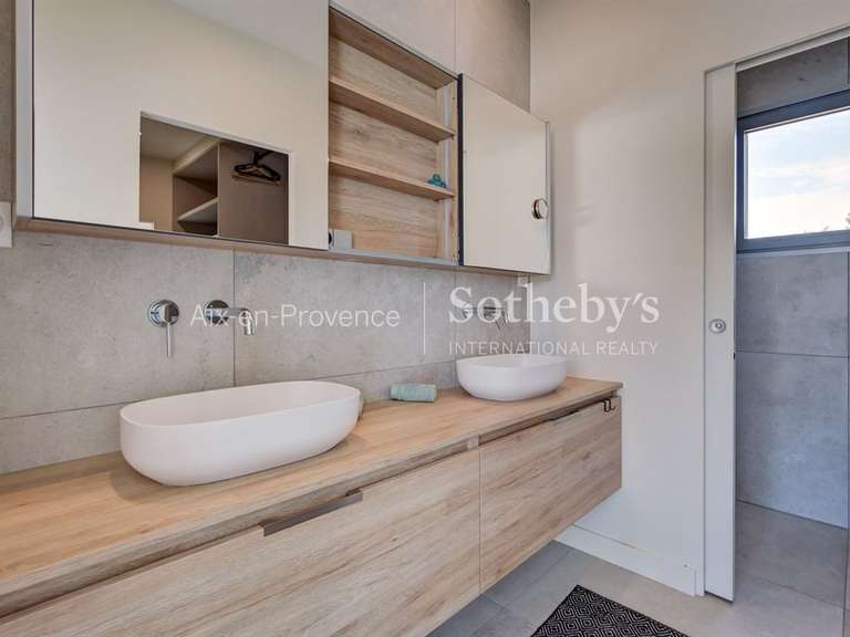 Maison Aix-en-Provence - 6 chambres - 315m²