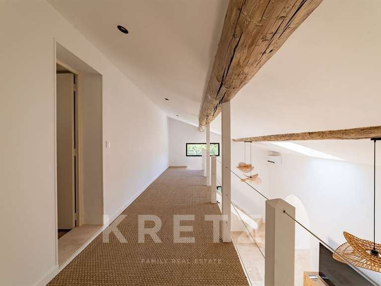 Maison Aix-en-Provence - 5 chambres - 220m²