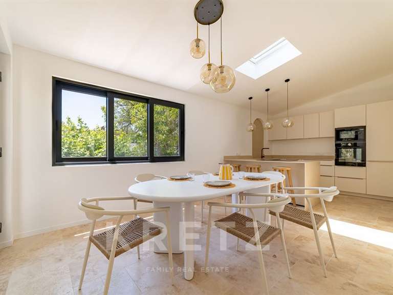 Maison Aix-en-Provence - 5 chambres - 220m²