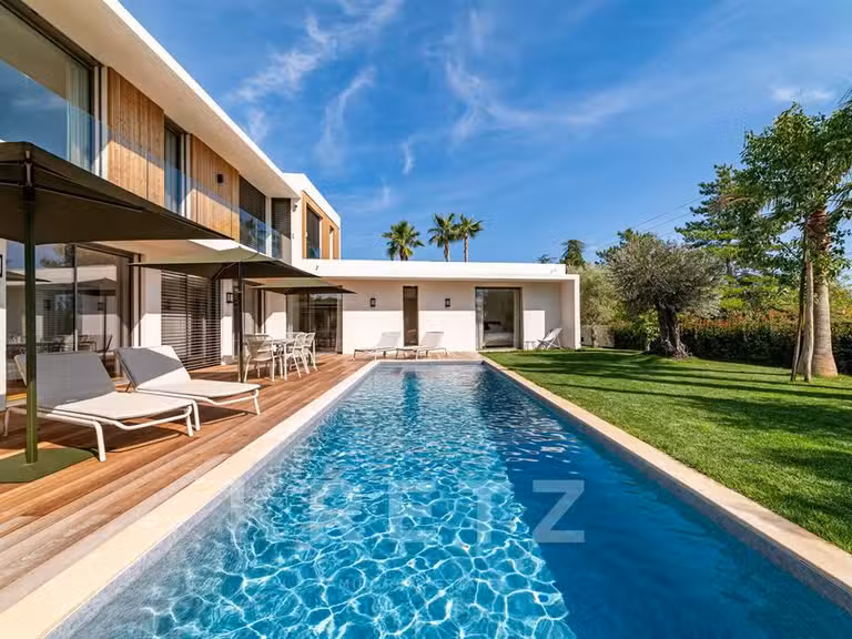 Maison Aix-en-Provence - 5 chambres - 240m²