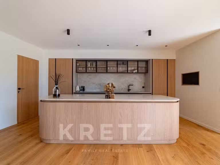 Maison Aix-en-Provence - 5 chambres - 240m²