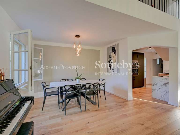 Maison Aix-en-Provence - 3 chambres - 135m²