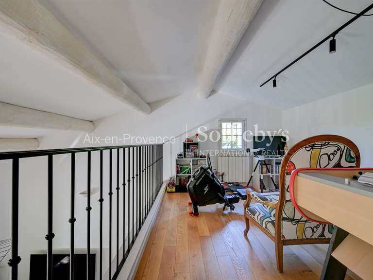 Maison Aix-en-Provence - 3 chambres - 135m²