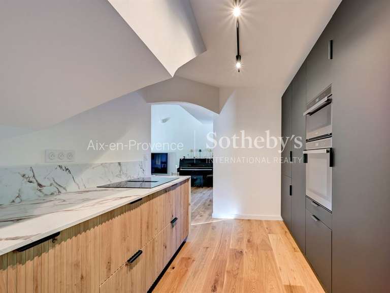 Maison Aix-en-Provence - 3 chambres - 135m²