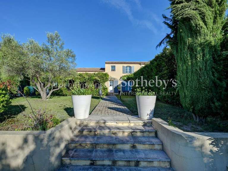 Maison Aix-en-Provence - 3 chambres - 135m²