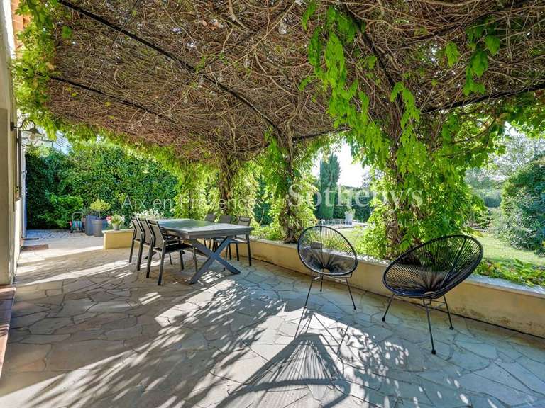 Maison Aix-en-Provence - 3 chambres - 135m²