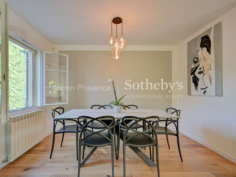 Maison Aix-en-Provence - 3 chambres - 135m²