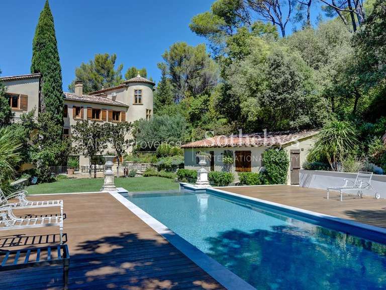 Maison Aix-en-Provence - 7 chambres - 650m²