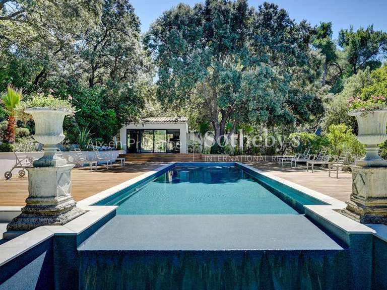 House Aix-en-Provence - 7 bedrooms - 650m²