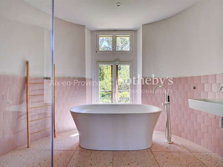 Maison Aix-en-Provence - 7 chambres - 650m²