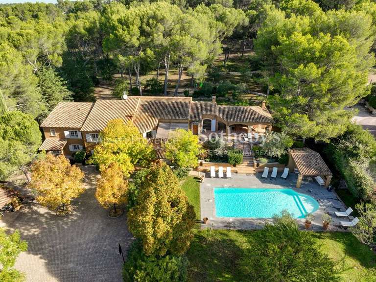 House Aix-en-Provence - 5 bedrooms - 353m²