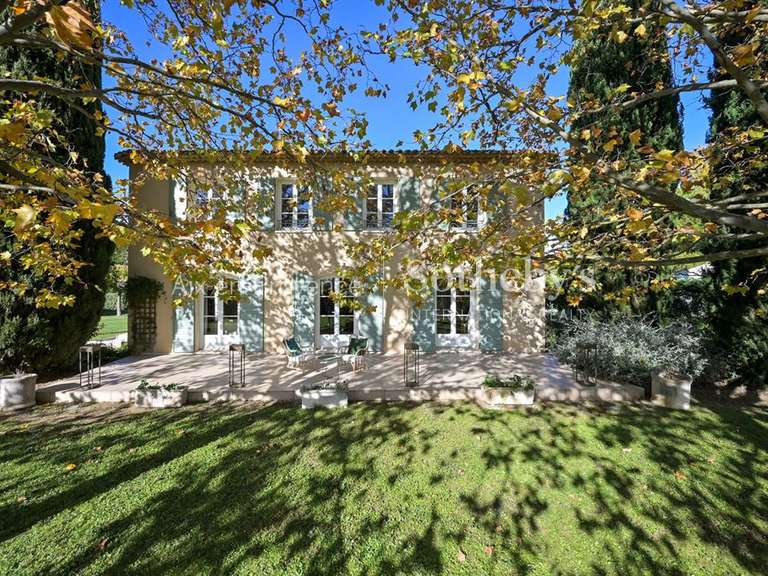 Maison Aix-en-Provence - 4 chambres - 225m²