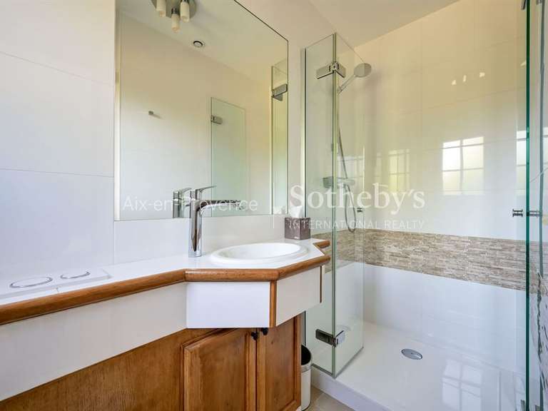 Maison Aix-en-Provence - 4 chambres - 225m²