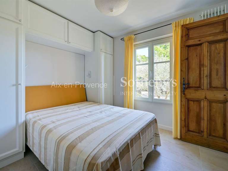 Maison Aix-en-Provence - 4 chambres - 225m²