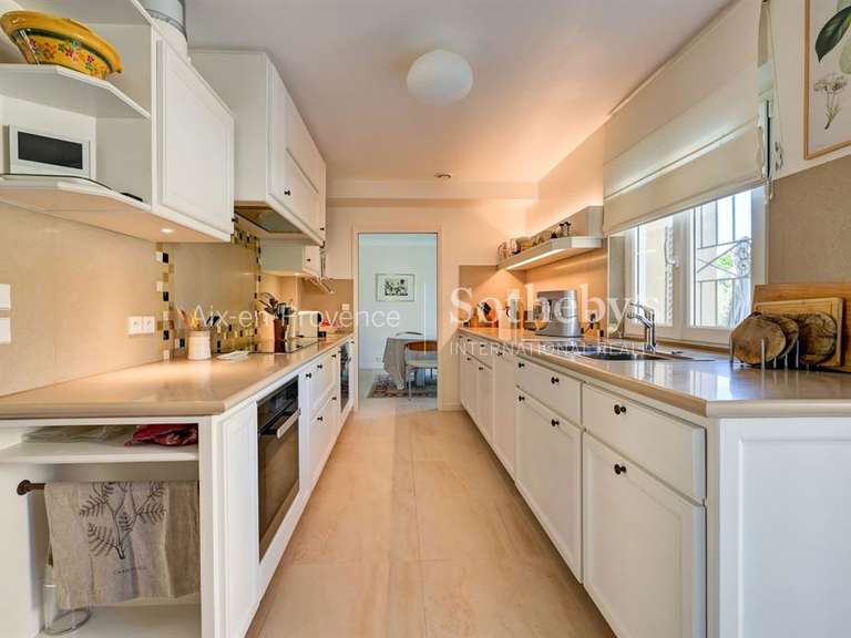 Maison Aix-en-Provence - 4 chambres - 225m²