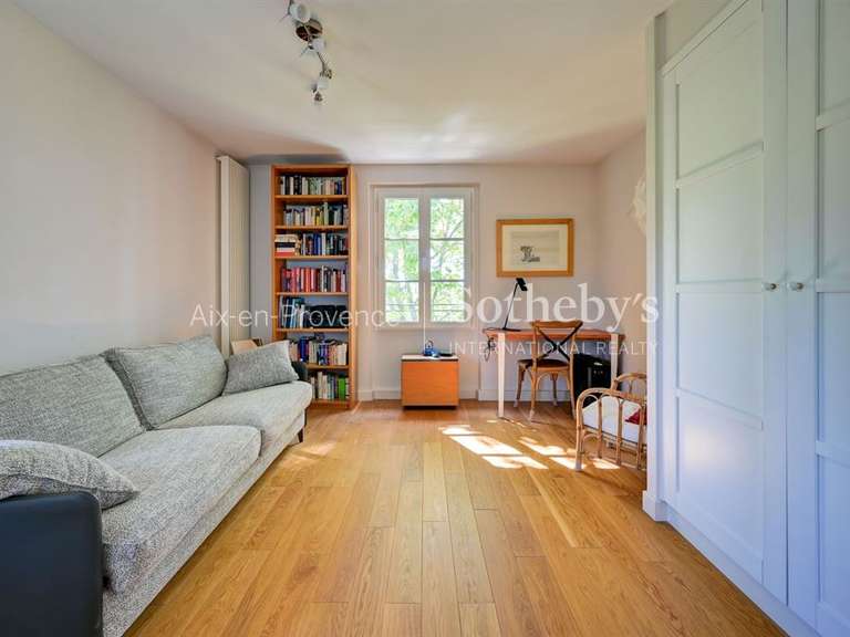 Maison Aix-en-Provence - 4 chambres - 225m²