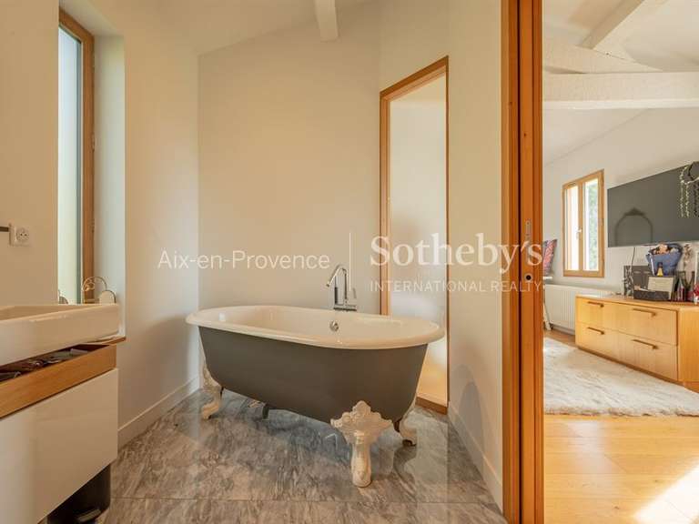 Maison Aix-en-Provence - 4 chambres - 302m²