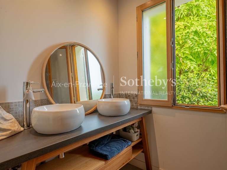 Maison Aix-en-Provence - 4 chambres - 302m²