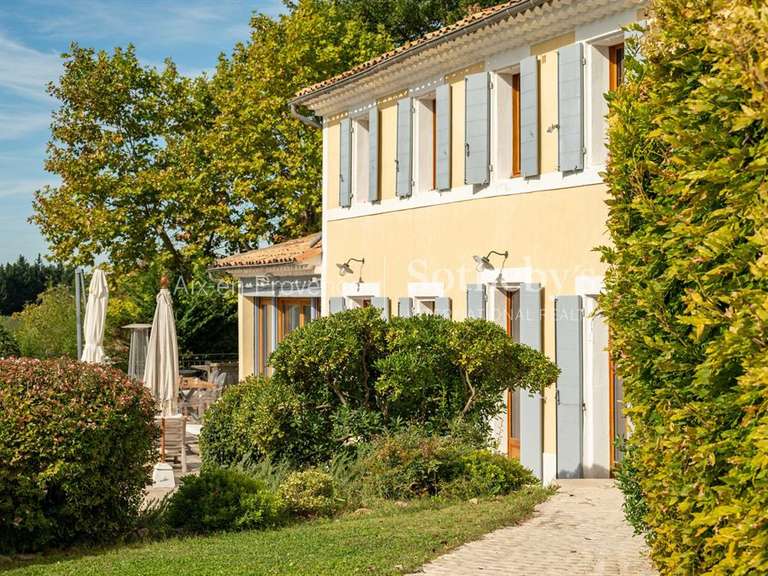 Maison Aix-en-Provence - 4 chambres - 302m²