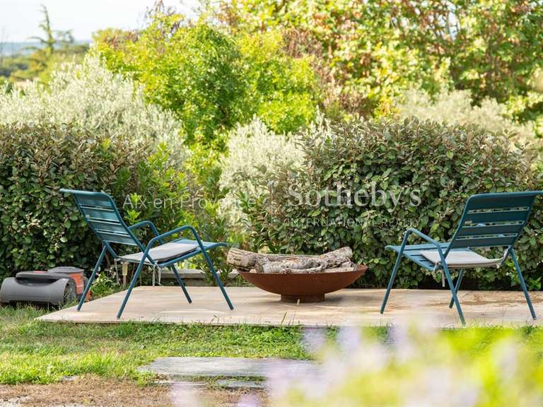 Maison Aix-en-Provence - 4 chambres - 302m²