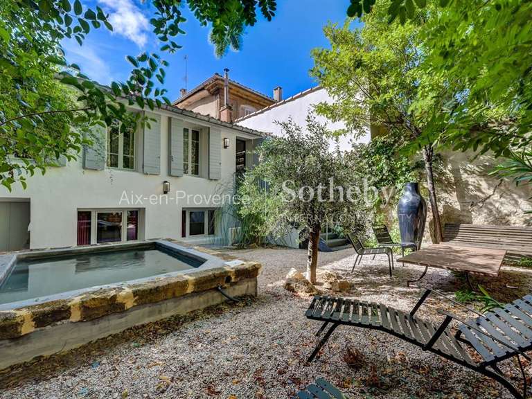 Maison Aix-en-Provence - 3 chambres - 160m²