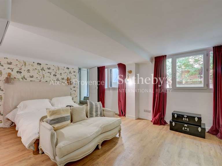 Maison Aix-en-Provence - 3 chambres - 160m²