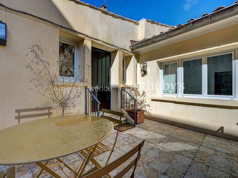 Maison Aix-en-Provence - 3 chambres - 160m²