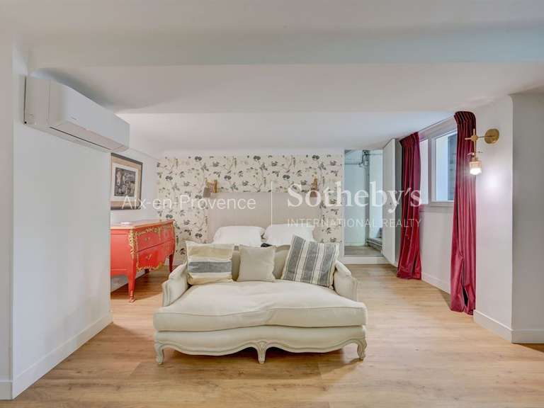 Maison Aix-en-Provence - 3 chambres - 160m²