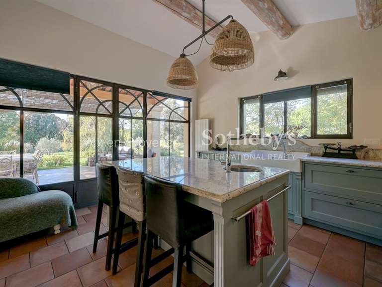 Maison Aix-en-Provence - 6 chambres - 201m²