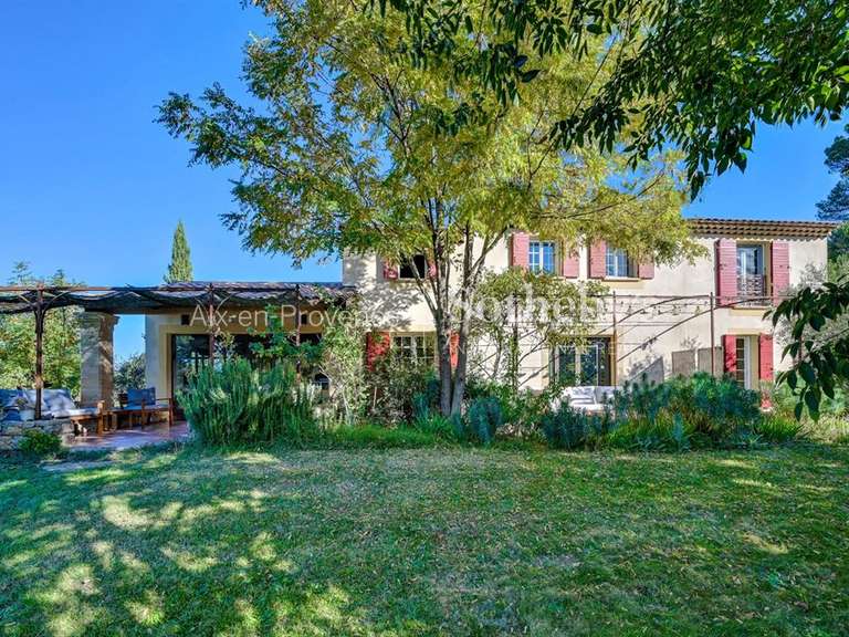 Maison Aix-en-Provence - 6 chambres - 201m²