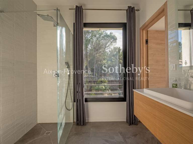 Maison Aix-en-Provence - 5 chambres - 300m²