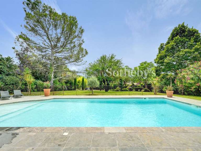 Maison Aix-en-Provence - 6 chambres - 353m²