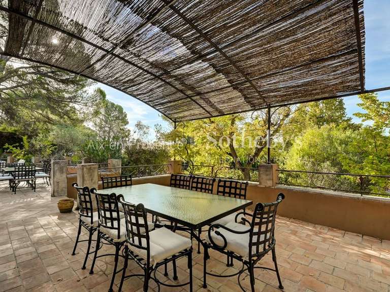 Maison Aix-en-Provence - 6 chambres - 353m²