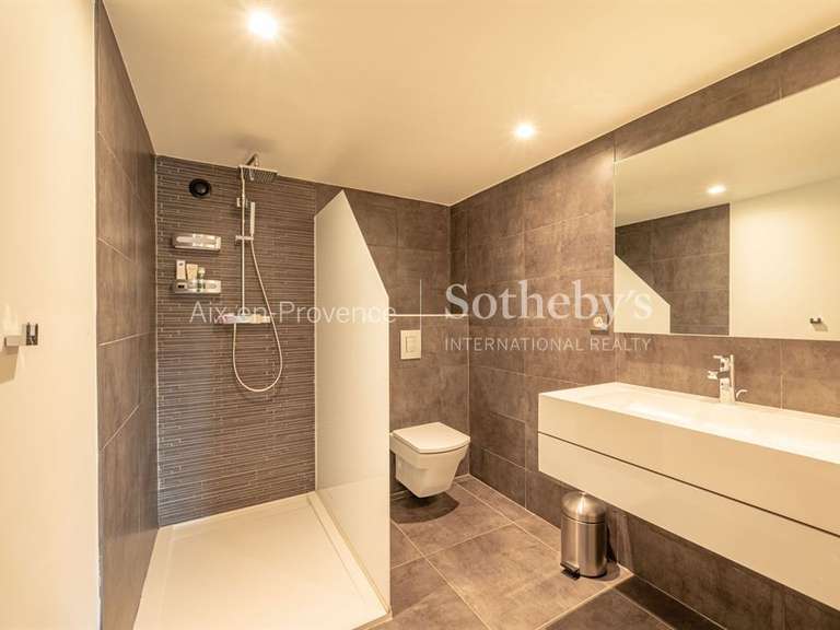 Maison Aix-en-Provence - 6 chambres - 353m²